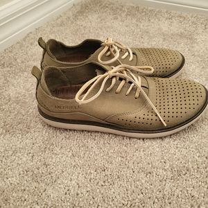 Merrell all arround town Leather Shoes size 6.5 Women leather vetiver green